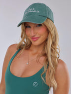 LUCKY CAP