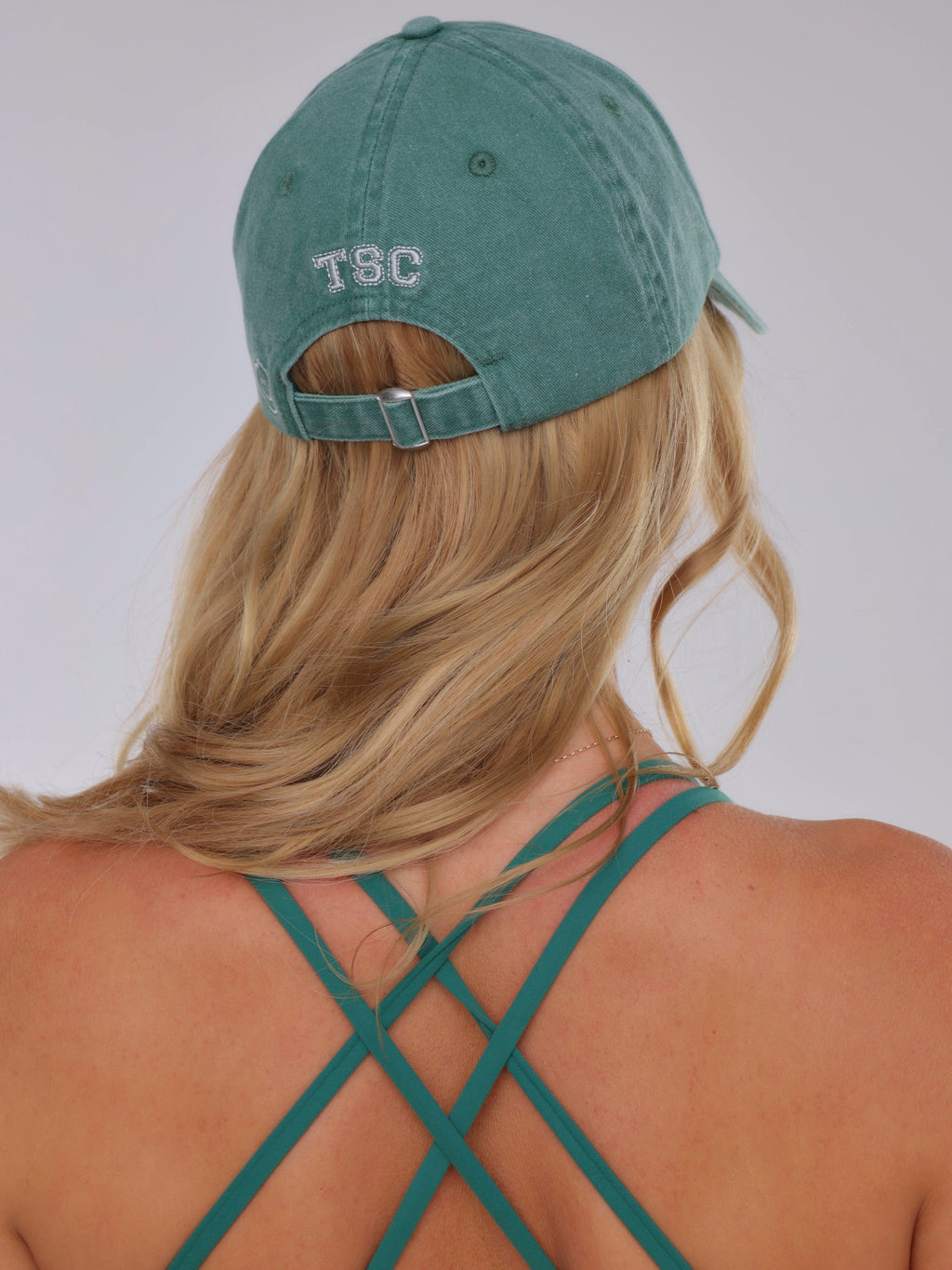 LUCKY CAP