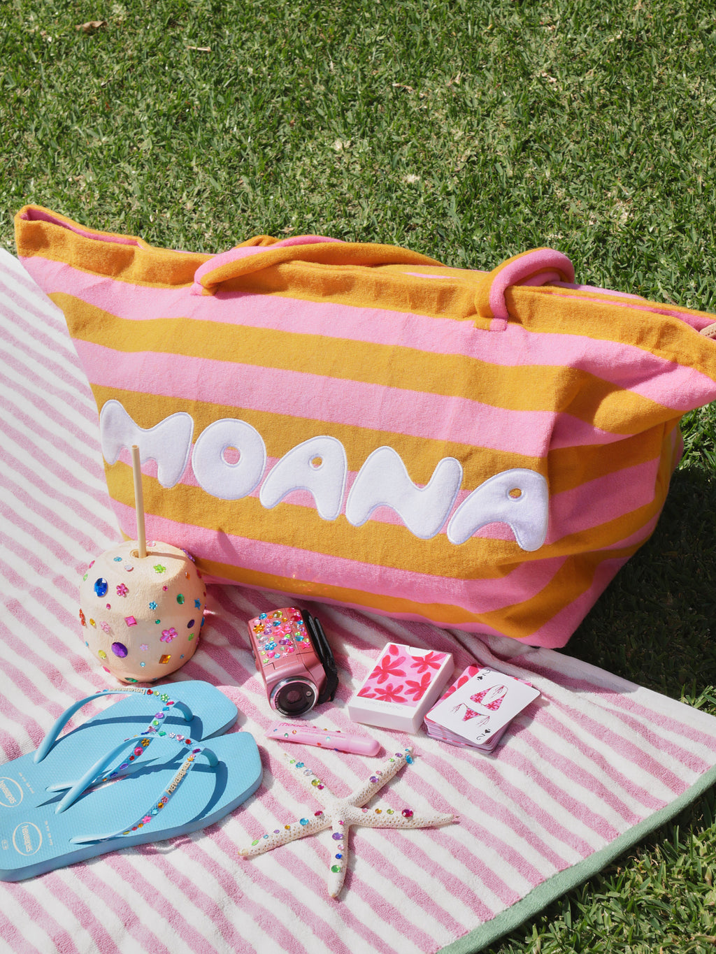 THE WEEKENDER TOTE