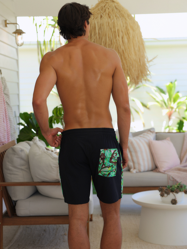 KISS & TELL MEN'S SHORT